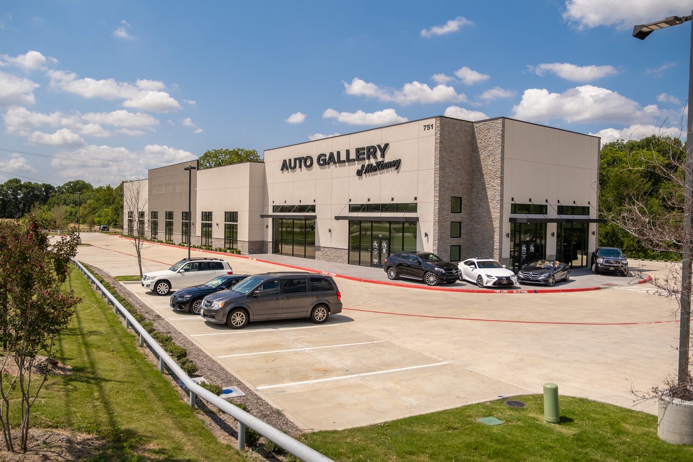 751 N Central Expressway, McKinney, auto dealership building for sale