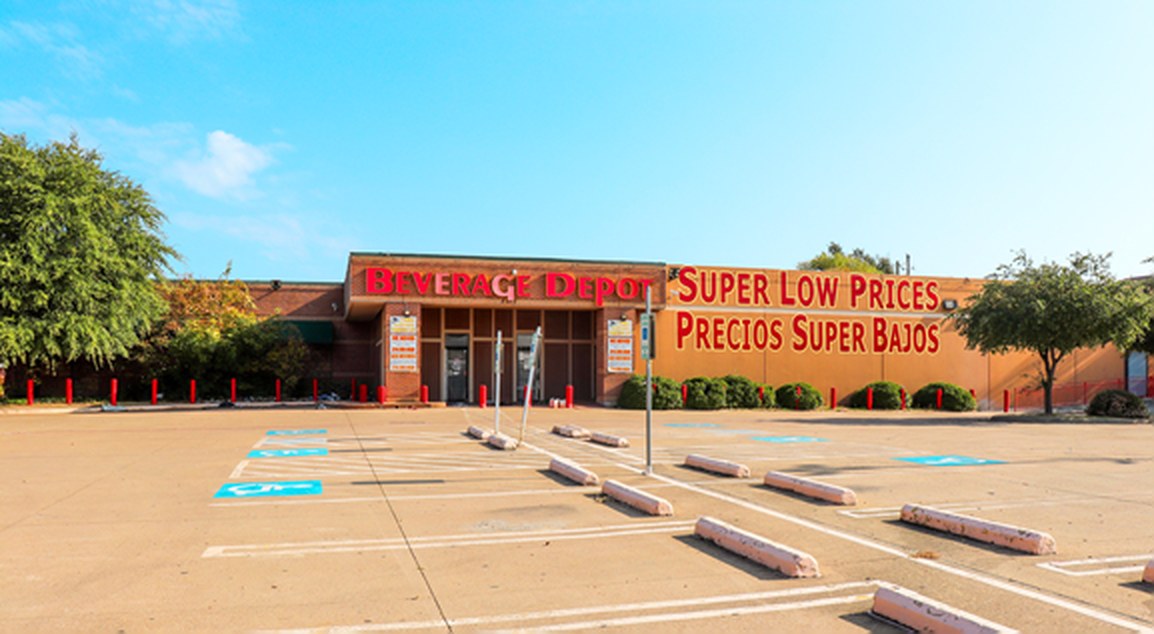 2373 Stemmons Trail Dallas freestanding retail