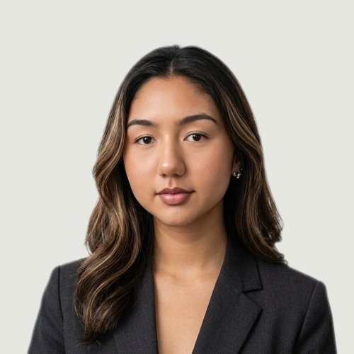 Delara Zamani, Capstone Commercial
